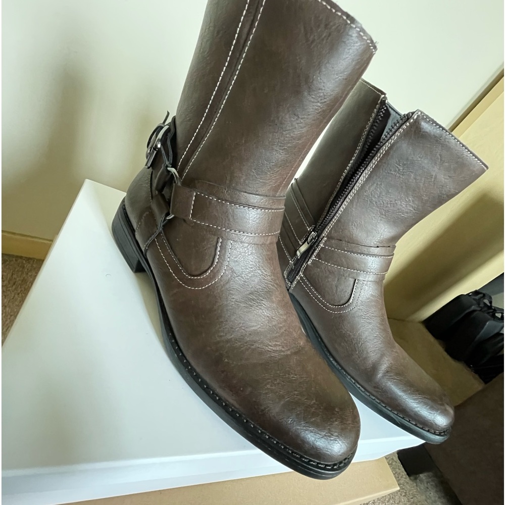 Robert Wayne Men’s Leather Boots | Color: Dark Brown | Size: 10.5
